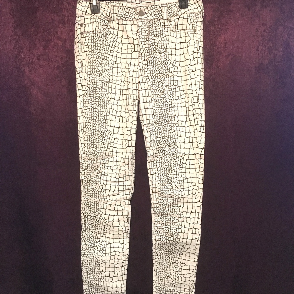 Black and White Patterned Liverpool Skinny Jeans